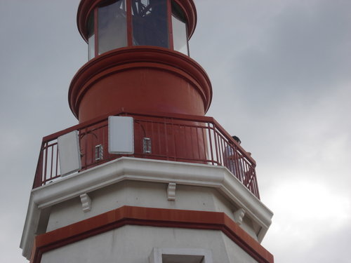 [erik-santos-and-the-lighthouse.JPG]