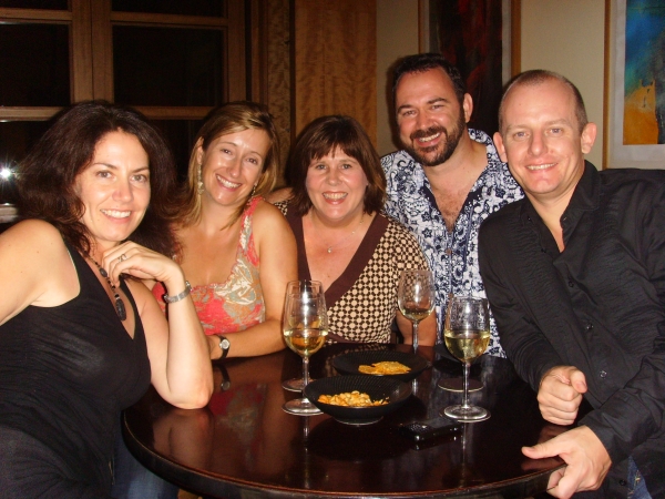 [Lisa,+Sharon,+Angela,+Steven+and+Nigel+at+Fullerton+Hotel.jpg]