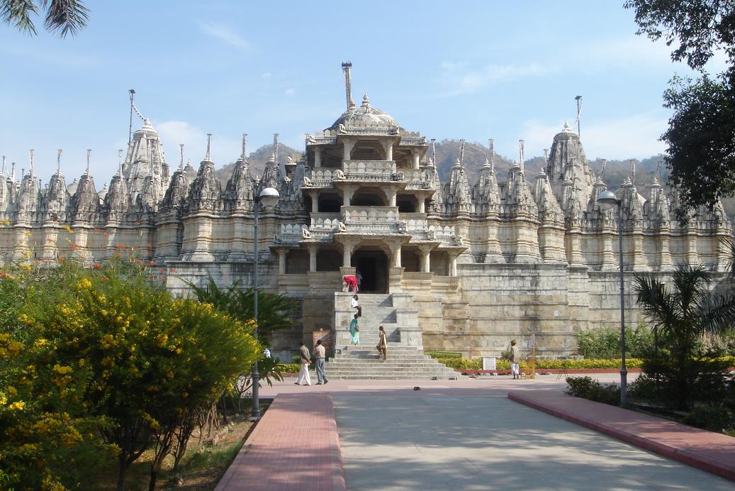 [jain+temple+Ranakpur,+Rajastan.jpg]