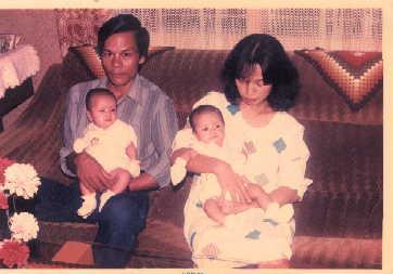 [with+our+mom+n+dad.jpg]