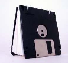 [Floppy-Disk-Notepad_384148E2.jpg]