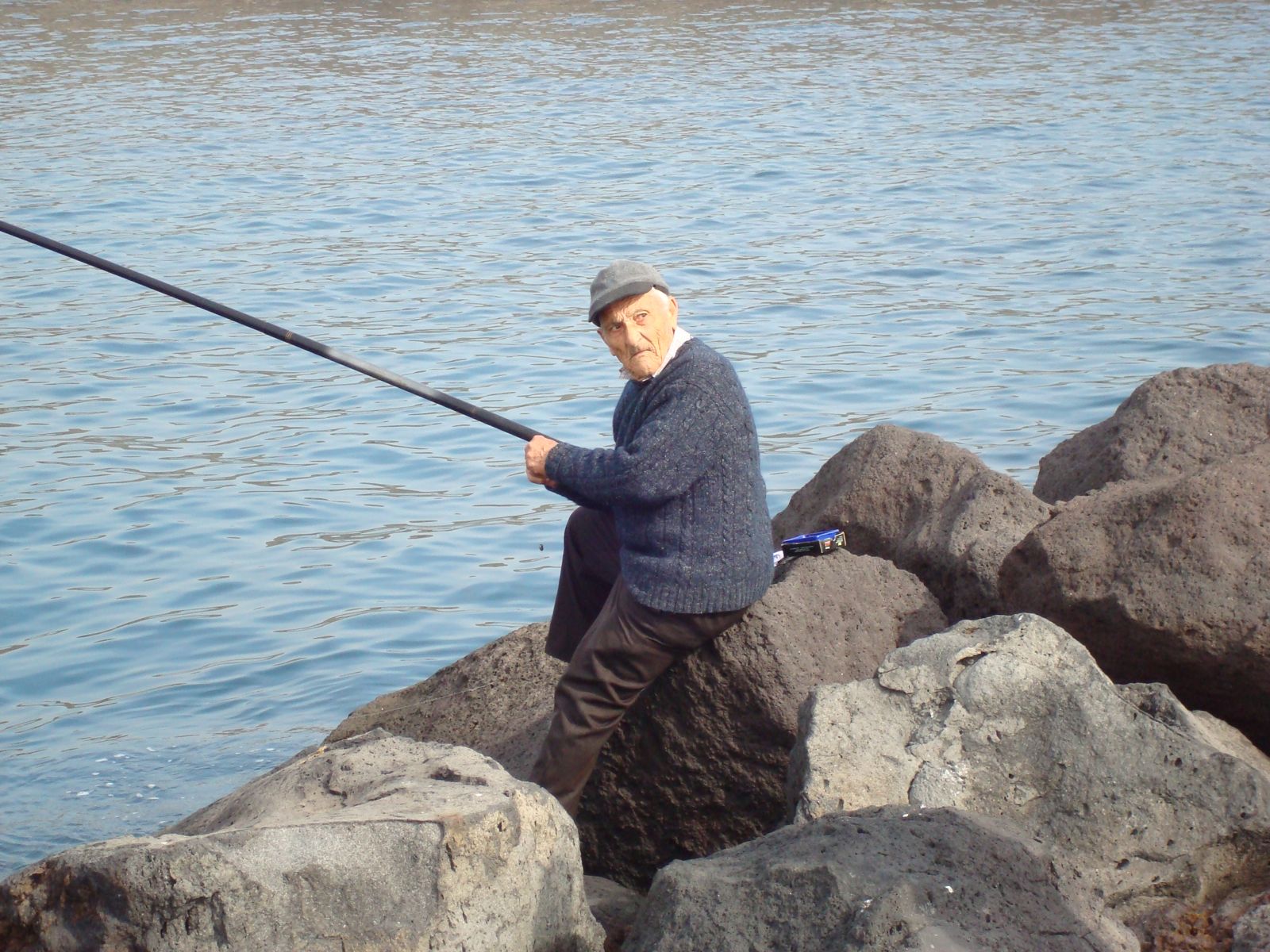 [old+fisherman.jpg]