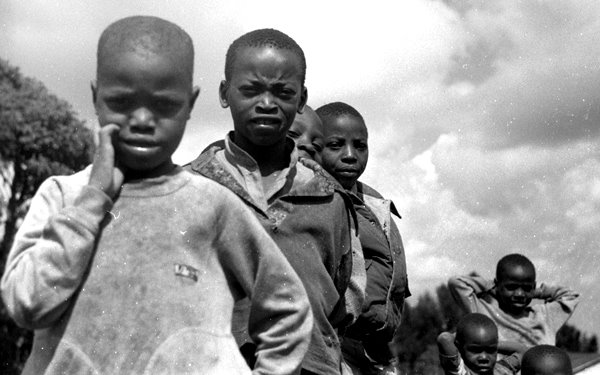 [Boys+in+Rwanda.jpg]