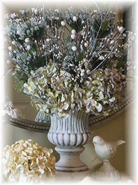 [front+hall+closeup+urn+with+berries.jpg]