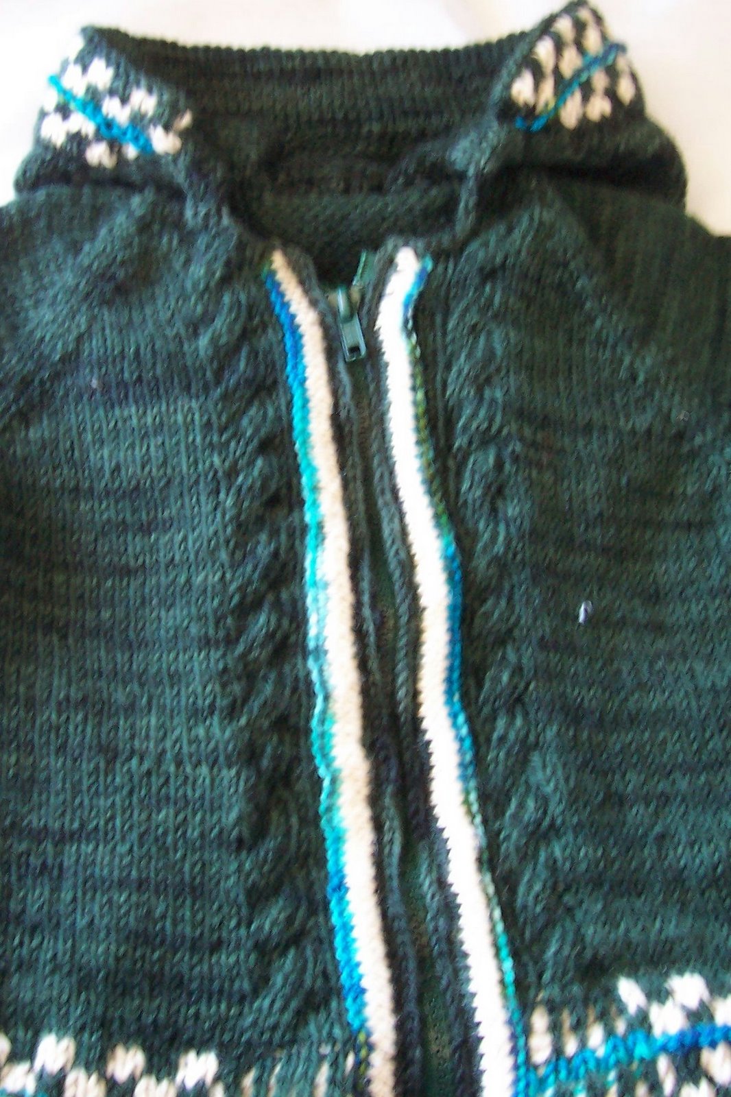 [cyrus+sweater+front.jpg]