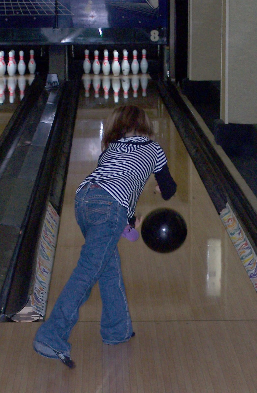 [Jessie+bowling.jpg]