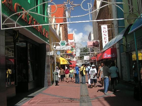 [Pedestrian_street_in_Punda_Curacao-Curacao.jpg]