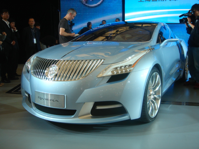 [2007_Shanghai_Auto_Show_Buick_Riviera_Concept_07.jpg]