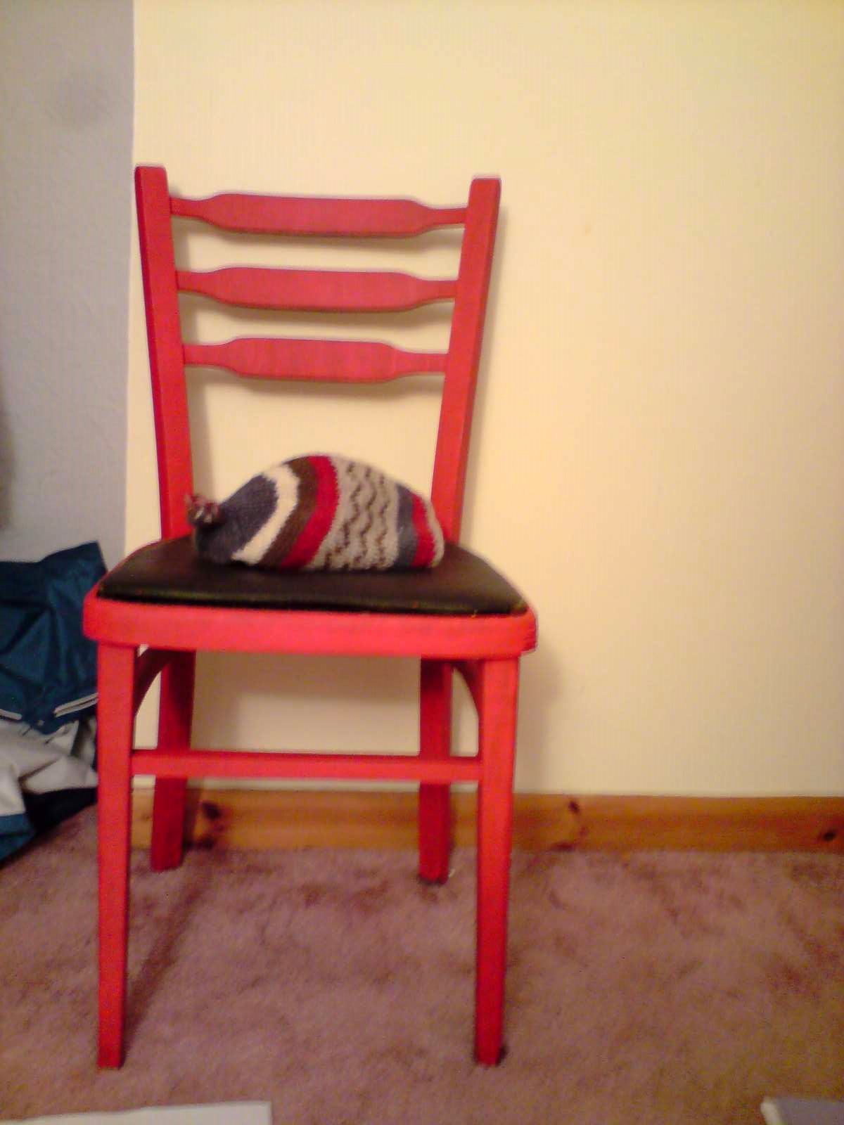 [the+red+chair+photo.JPG]