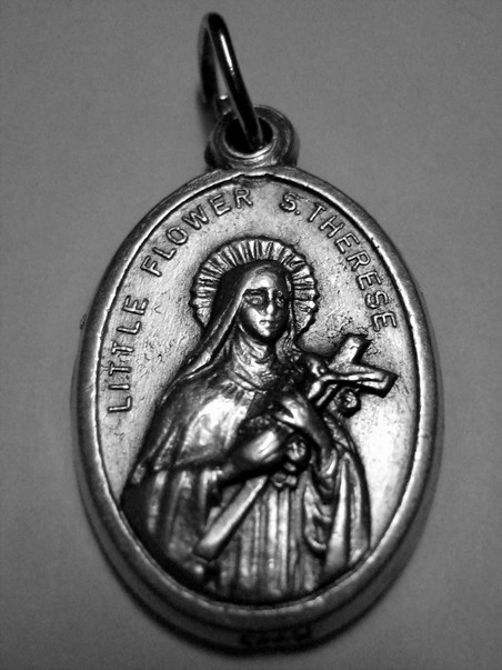 [st+therese+medal.jpg]