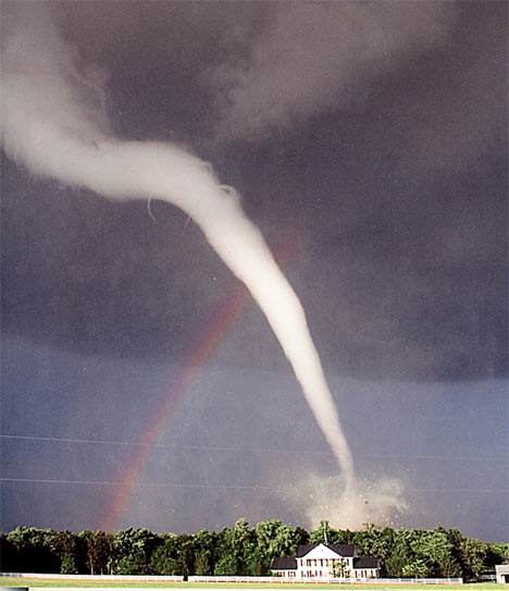 [tornado4.jpg]