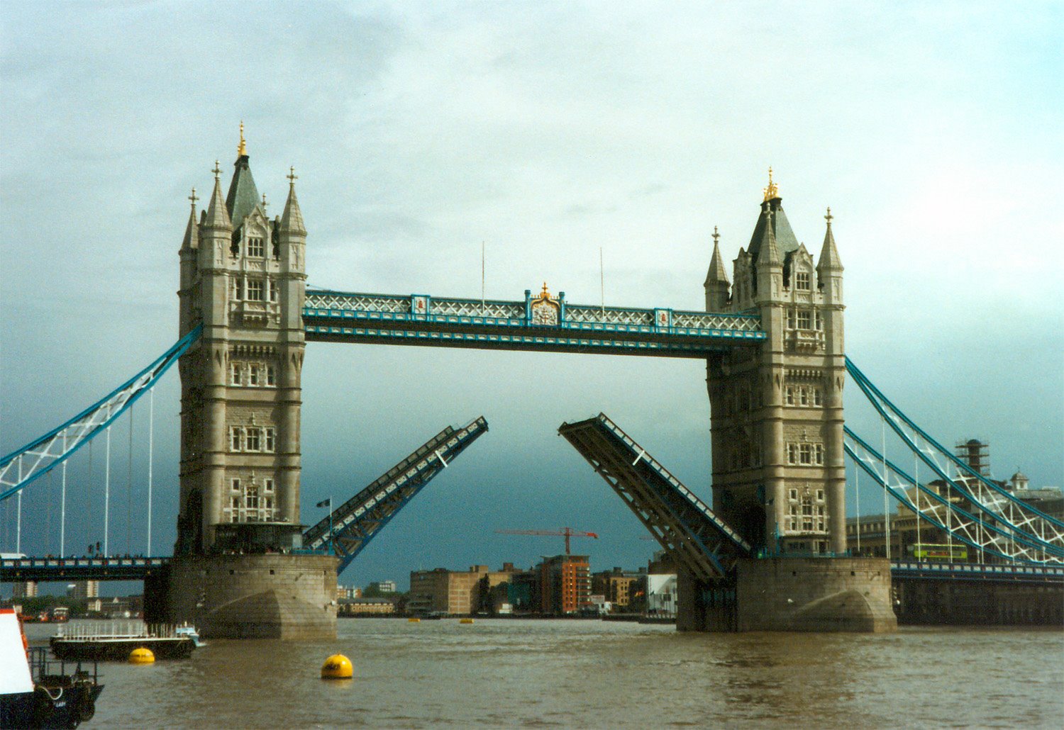 [london+bridge.jpg]