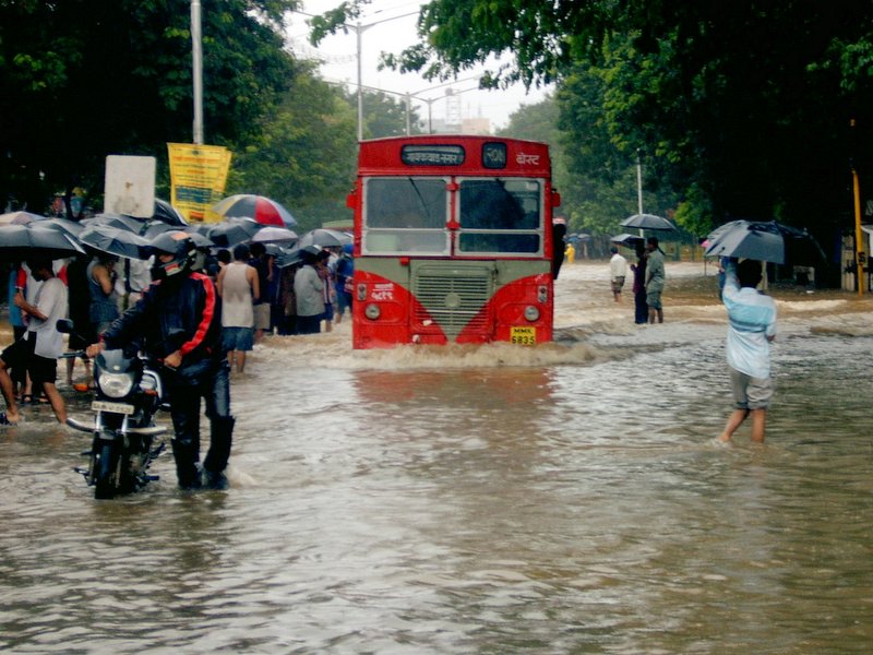 [Bombay_flooded_street.jpg]