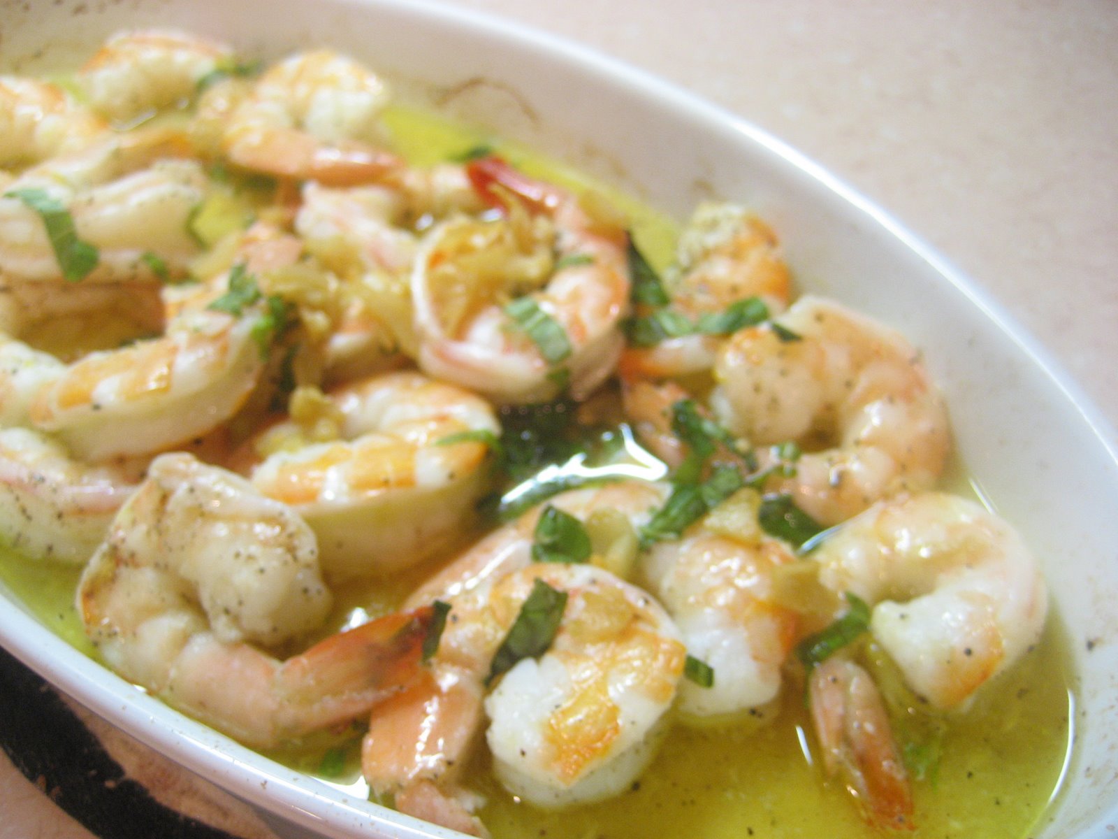 [garlic+shrimp+serving.JPG]