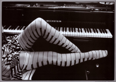[Piano-Legs-Print-C10080927mmmmm.jpg]