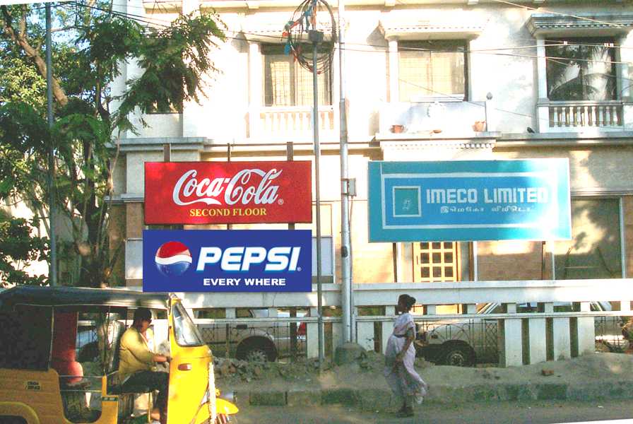 [Pepsi+takes+on+Coke+(Chennai+Hoarding+2004).jpg]