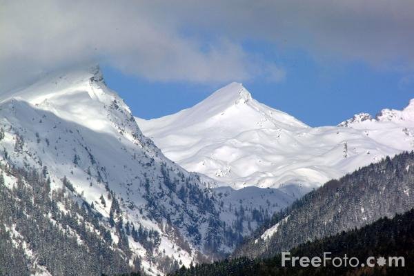 [Snow+Covered+Mountain,+Carinthia,+Austria.bmp]