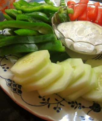 [cut-up-vegetables-for-hot-summer-dinner.jpg]