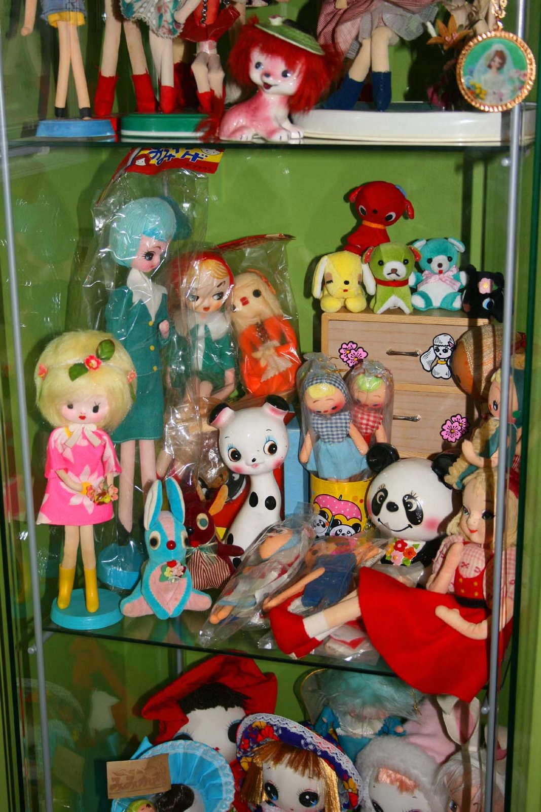 [Around+the+Doll+Room+-+Misc+Dolls+and+toys.jpg]