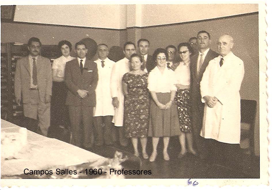 [Campos+Salles+-+1960+-+Professores+cópia.jpg]