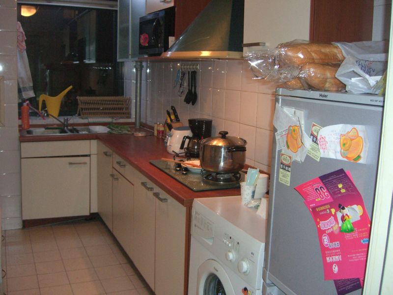[SM+kitchen.jpg]