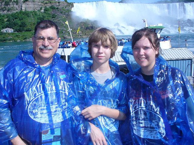 [Niagara+Falls+2007+060.jpg]