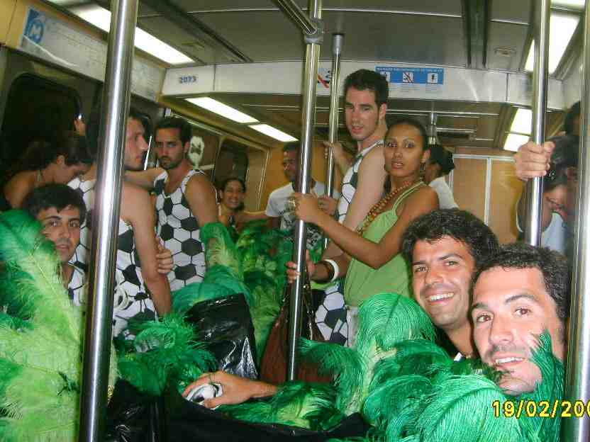 [Carnaval+2007+(Desfile+da+Portela+-+Metrô).jpg]