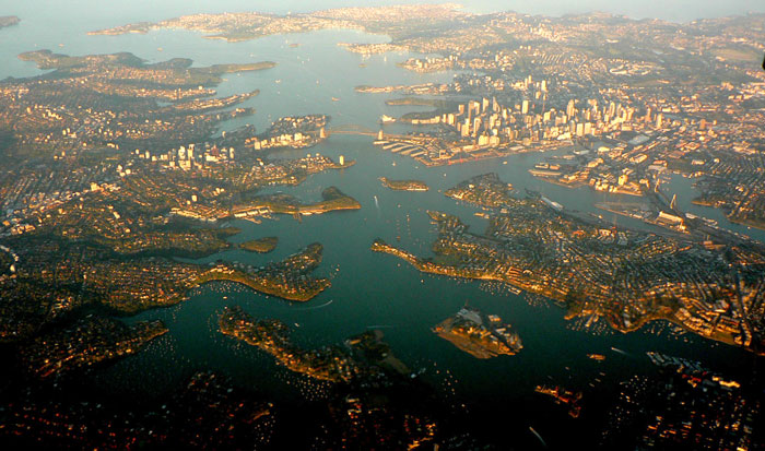 [web_Sydney(from_air).jpg]