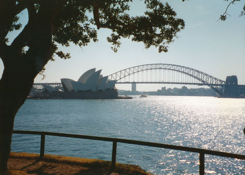 [web_Sydney-Harbour-from-Mrs.jpg]