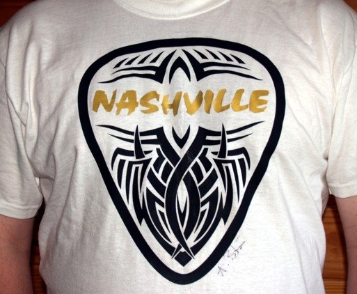[Nashville+guitar+pick+tshirt.JPG]
