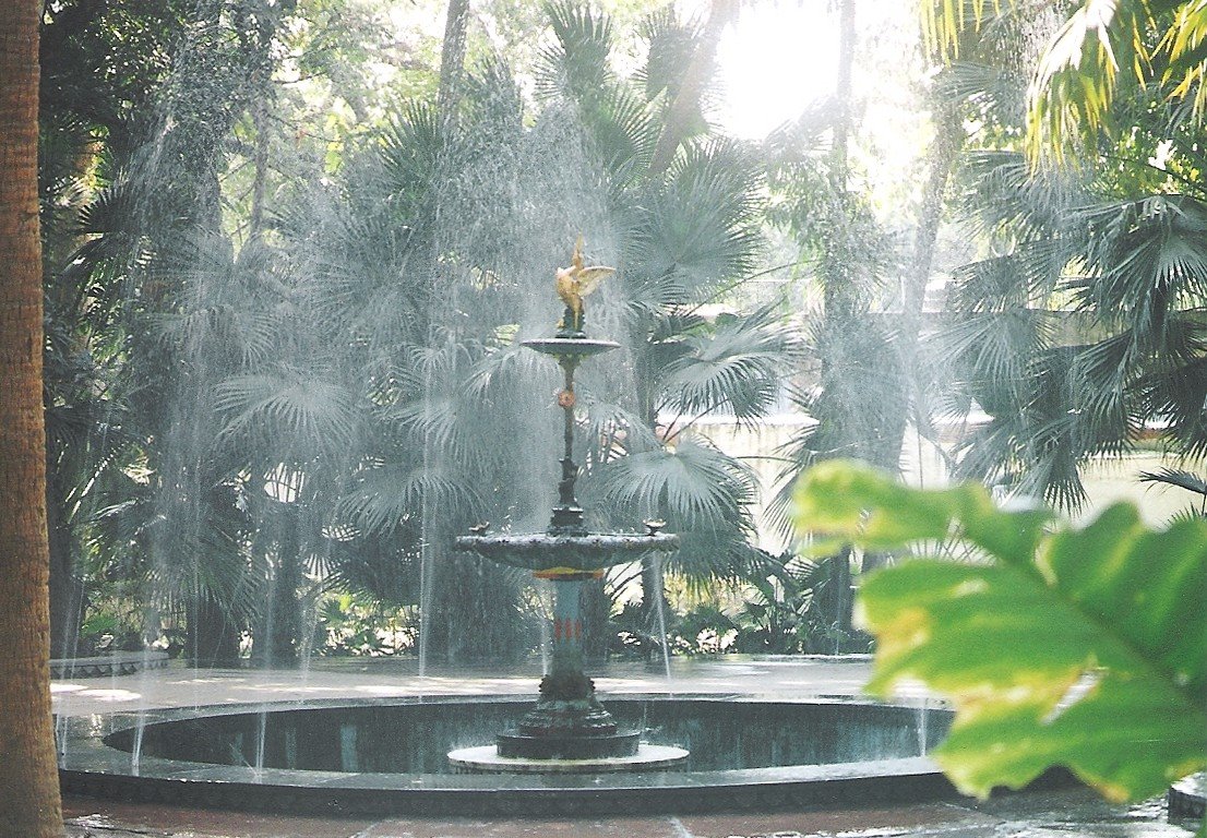 [Garden-of-Fountains-Rajasthan.jpg]