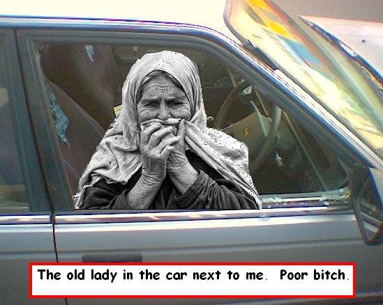 [old+lady+in+car+next+to+me.jpg]
