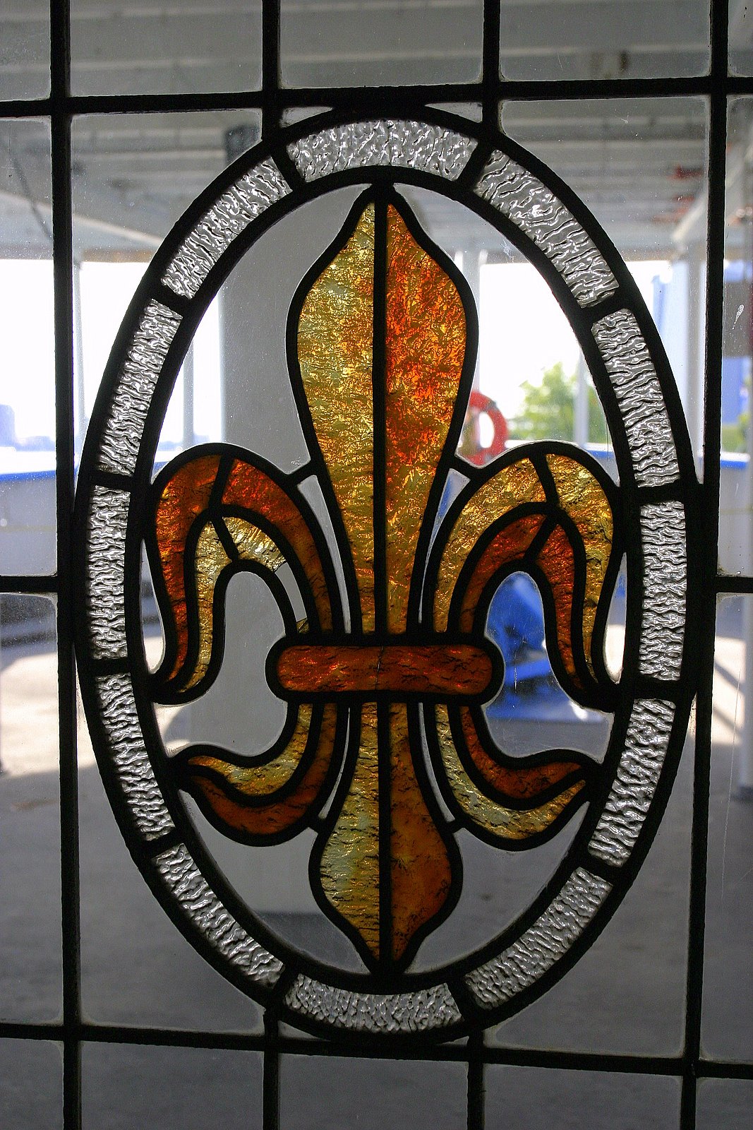 [Stained+Glass+Boblo+In+#1654.jpg]