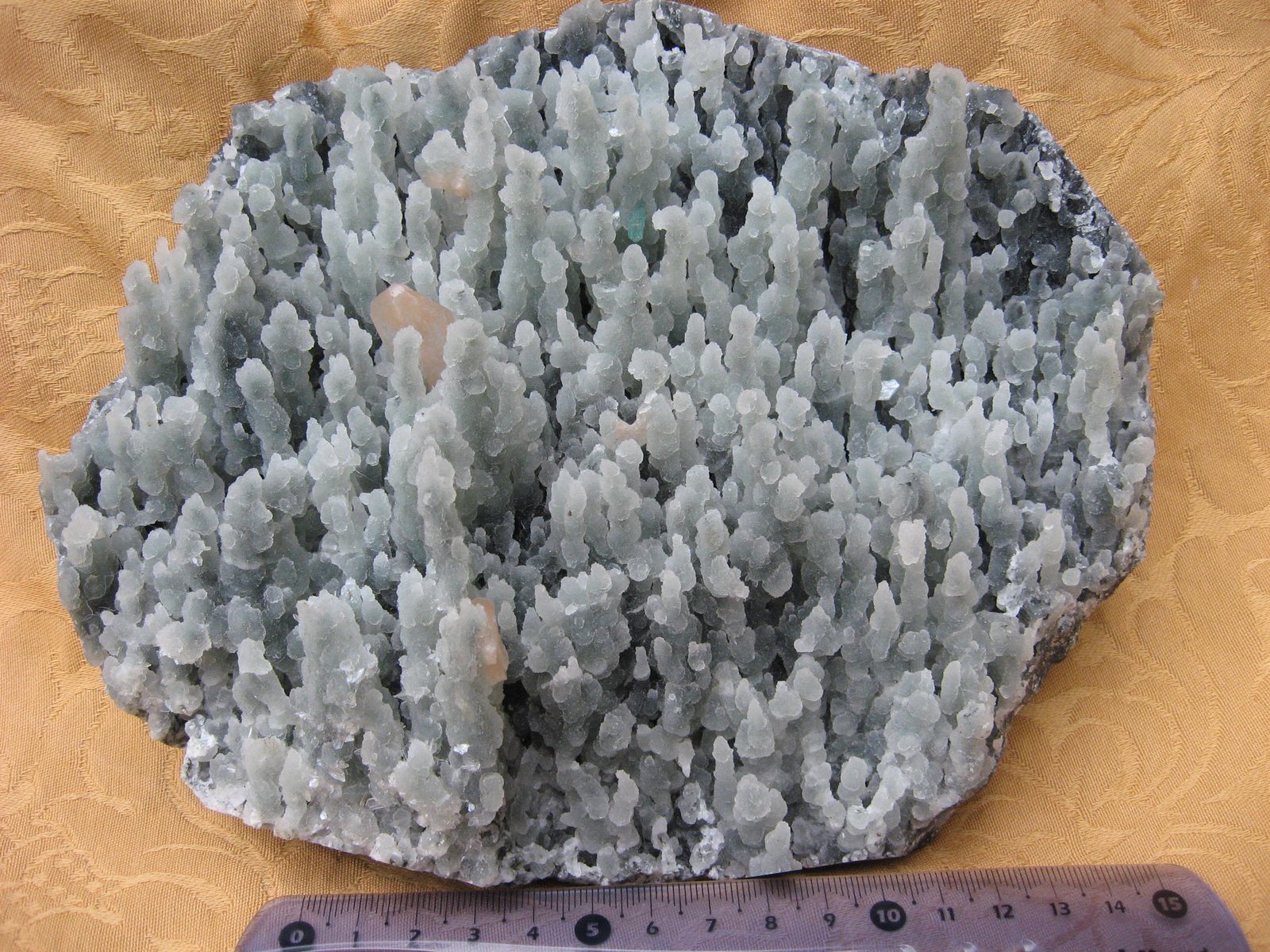 [minerals0001.JPG]
