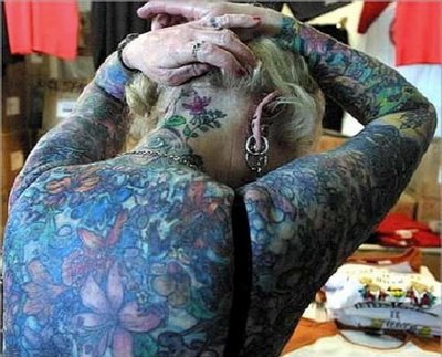 [most_tattooed_woman_17.jpg]