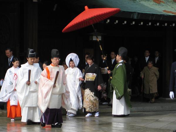 [03+Meiji+Shrine+2nd+wedding.jpg]