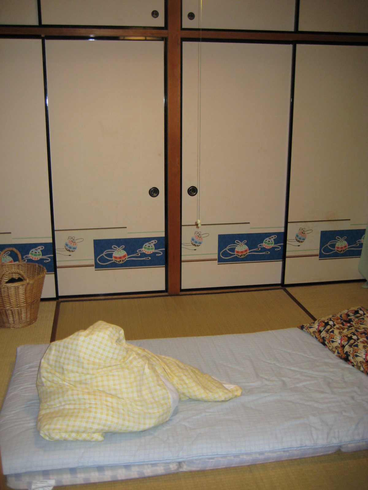[Tatami+Room+Closet+Closed.jpg]