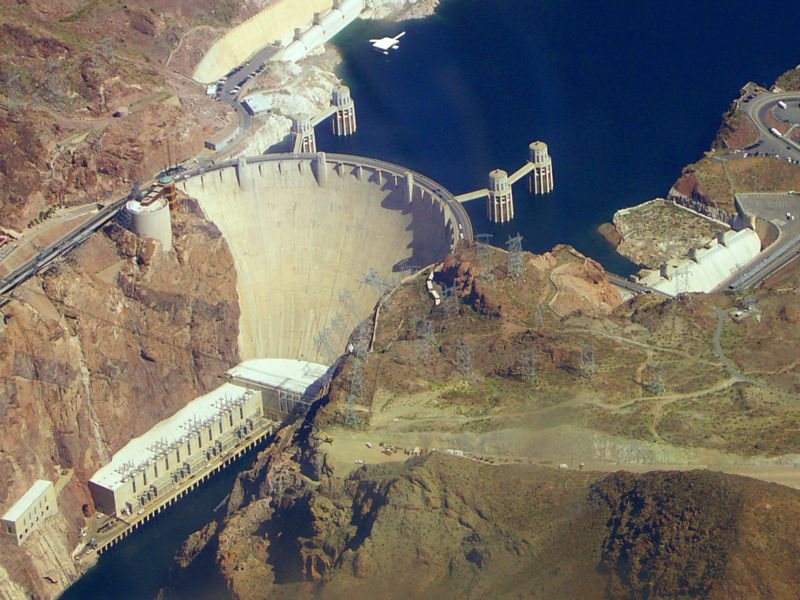 [800px-Hoover_dam_from_air_corrected.jpg]