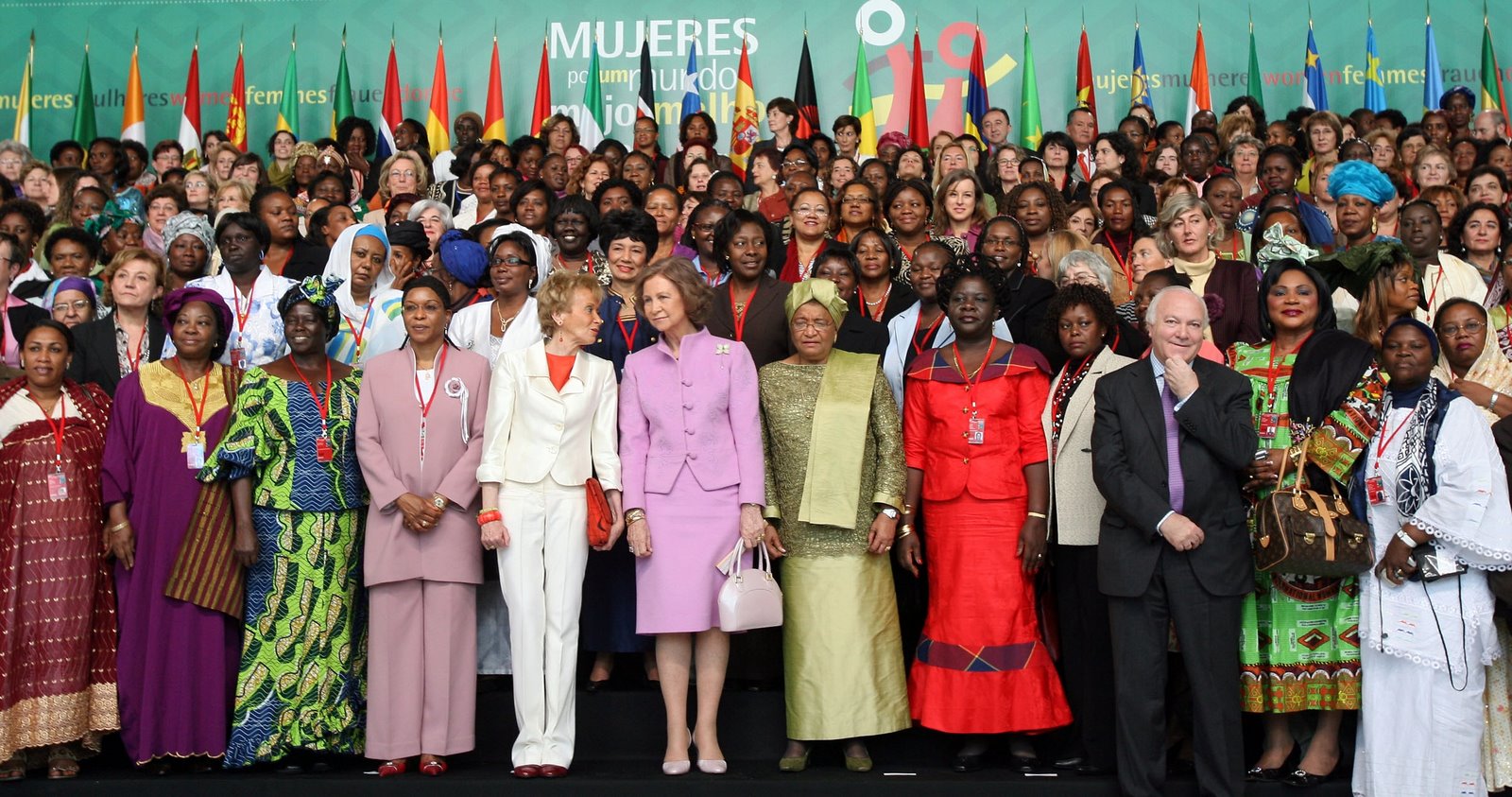 [mujeres+africanas1.JPG]