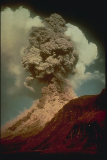 [volcanic_eruption.jpg]