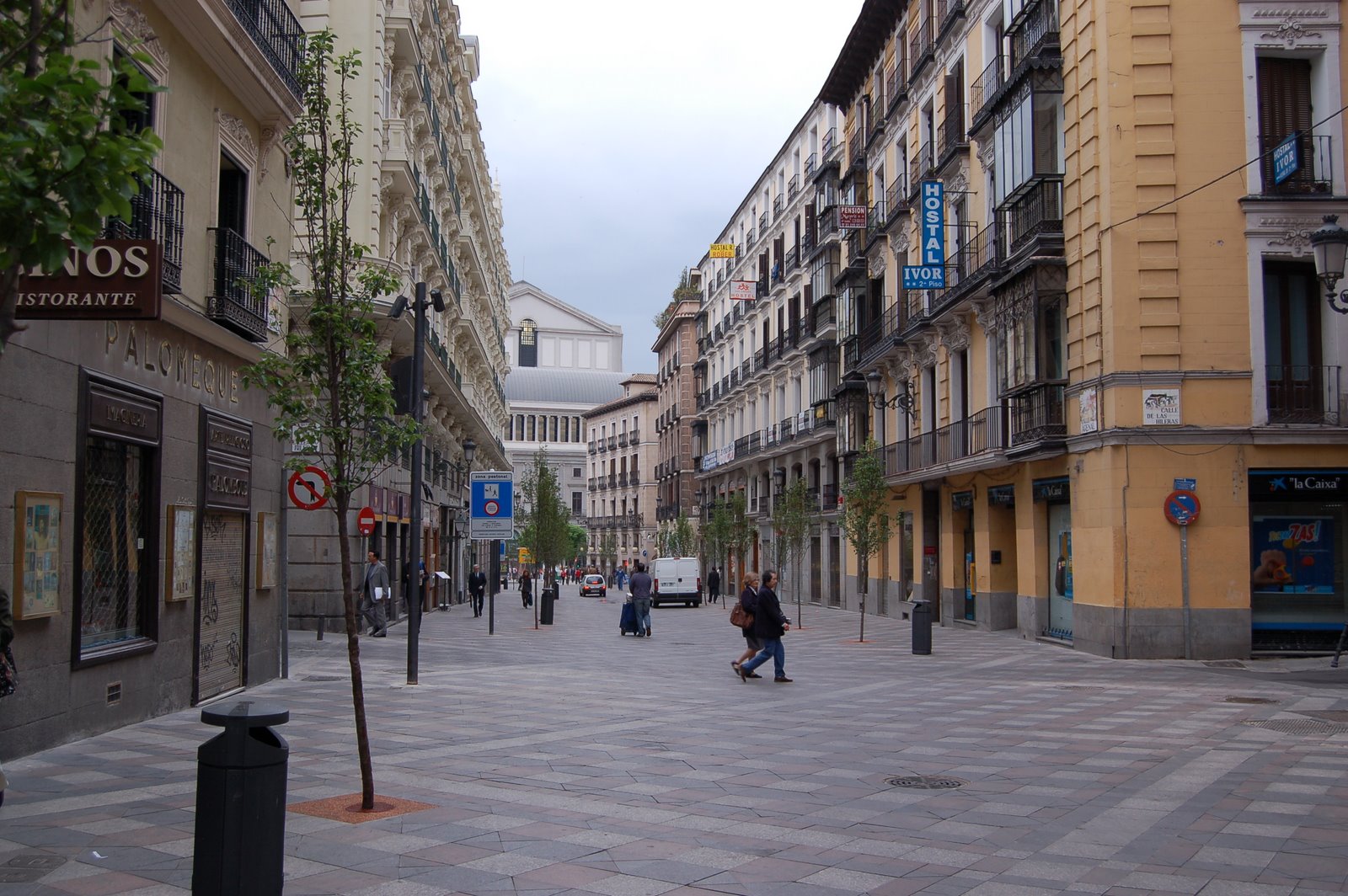 [Plaza+Mayor+area+Madrid.JPG]