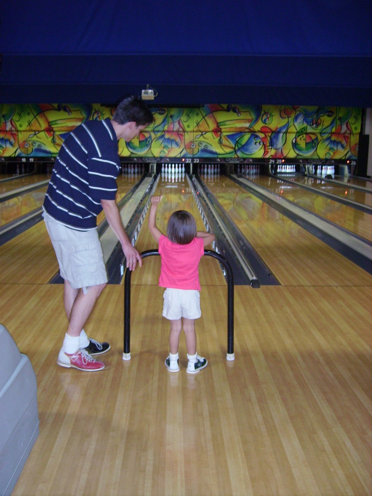 [bowling+and+dinner+018.jpg]