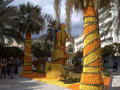 orange sculptures 004 Orange Fruit Creation