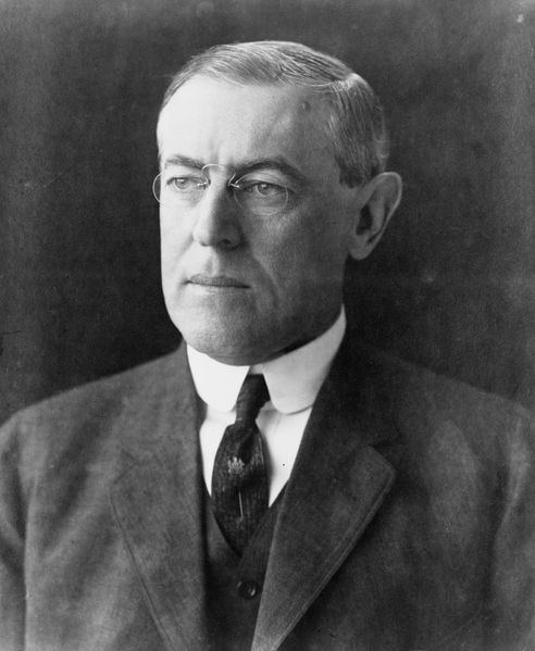 [492px-President_Woodrow_Wilson_portrait_December_2_1912.jpg]