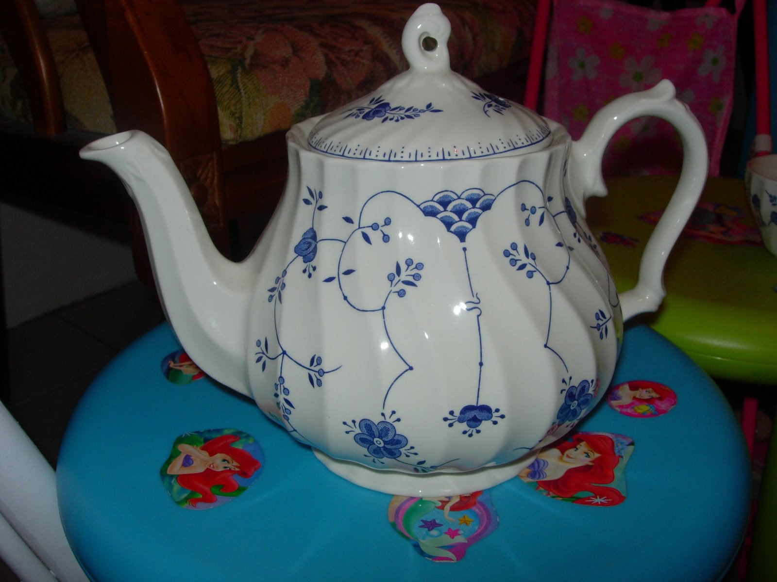 [teapot.JPG]