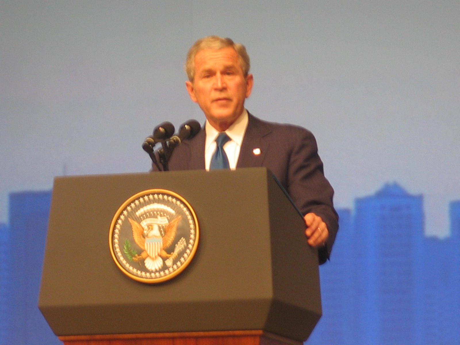 [President+Bush+021.jpg]