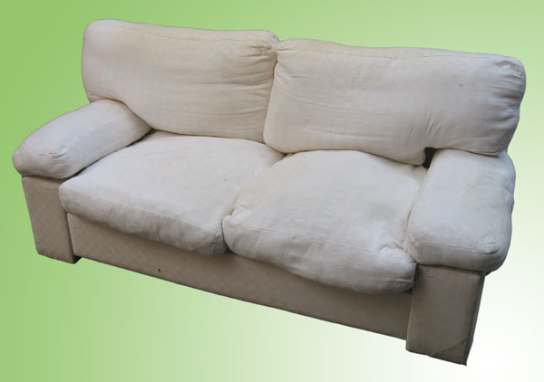 [lumpy+couch.jpg]