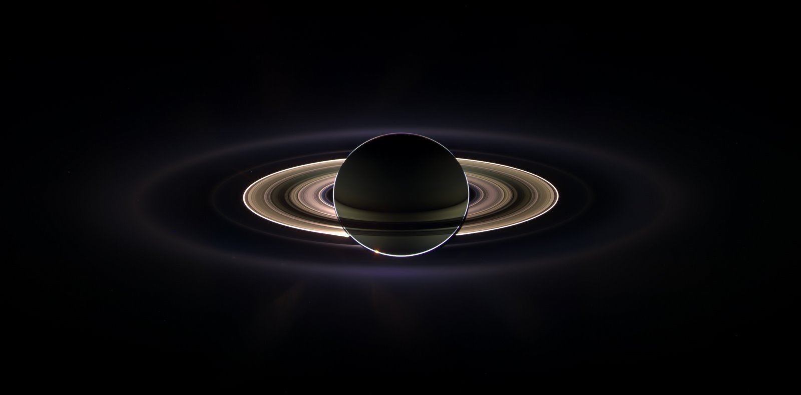 [Saturn_eclipse.jpg]