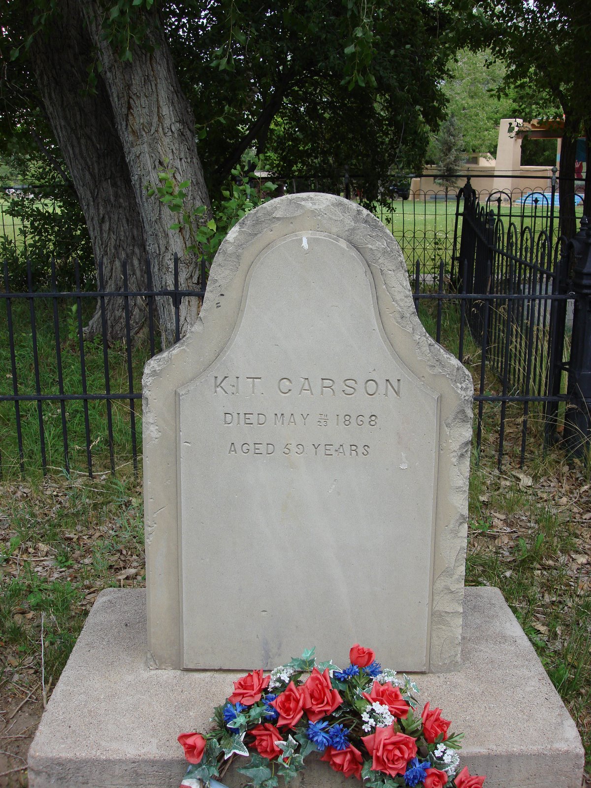 [Kit-Carson-Grave-Taos.jpg]