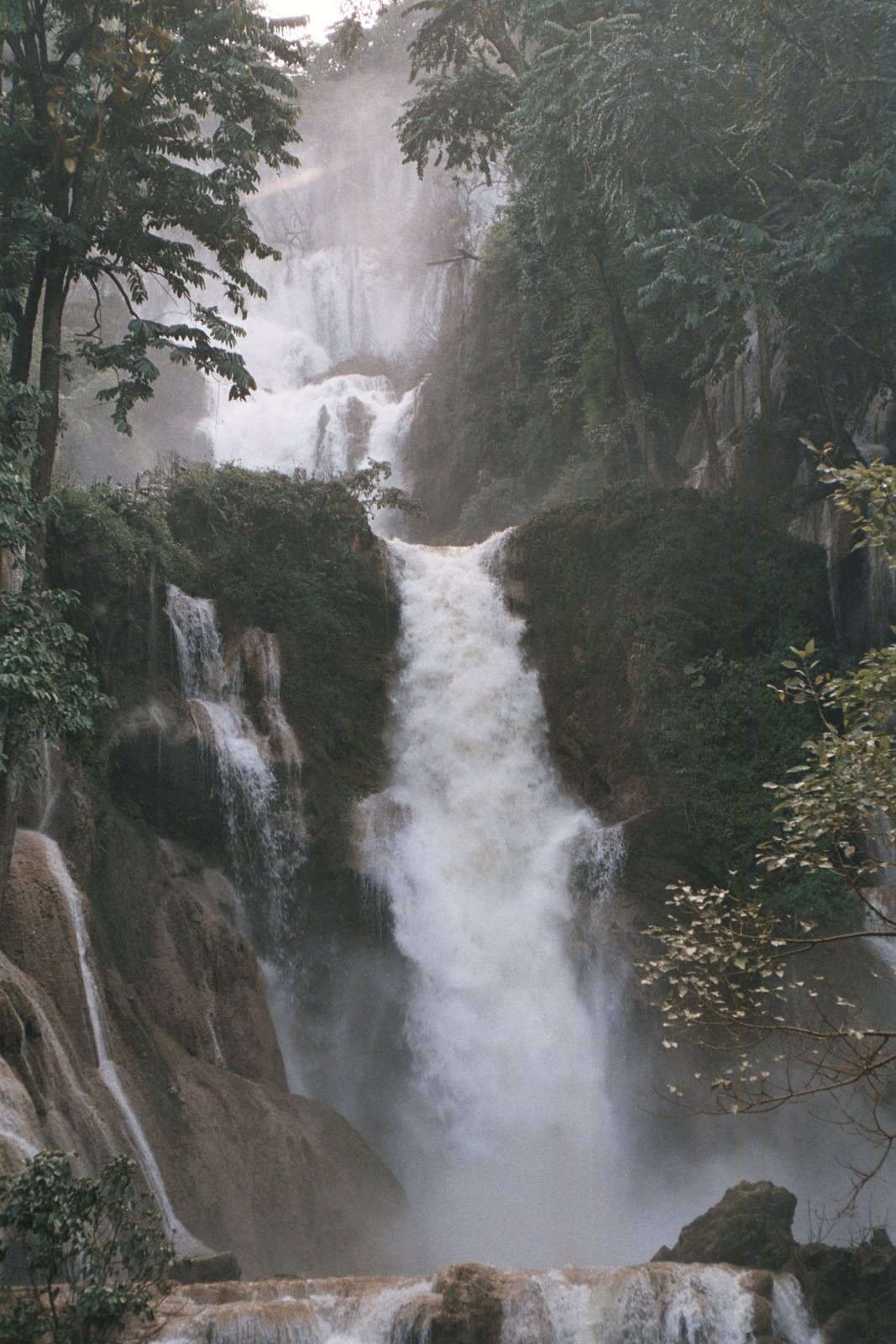 [Waterfall_by_worldlier.jpg]